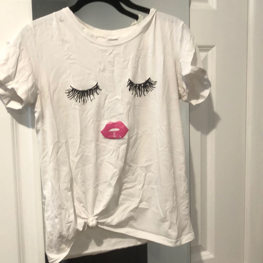 👄 Tee
